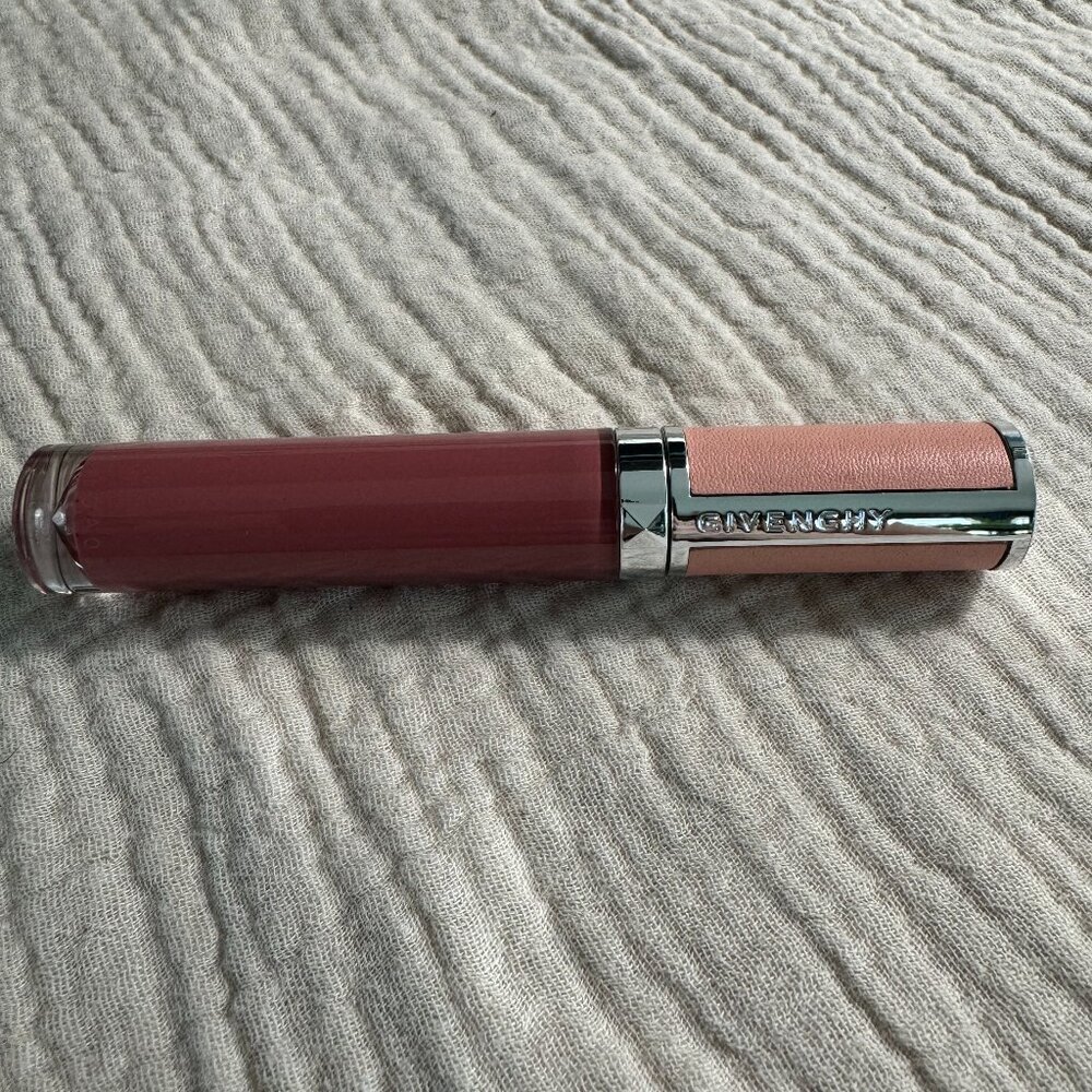 ROSE PERFECTO TINTED LIQUID LIP BALM